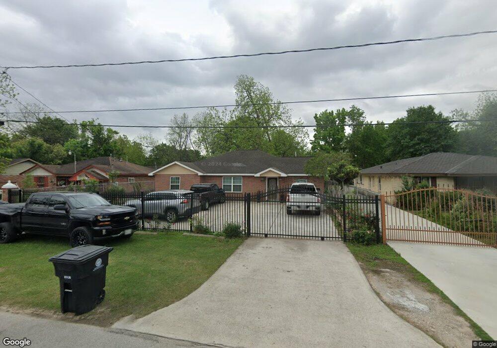 1928 Roxella St, Houston, TX 77093 - photo 1