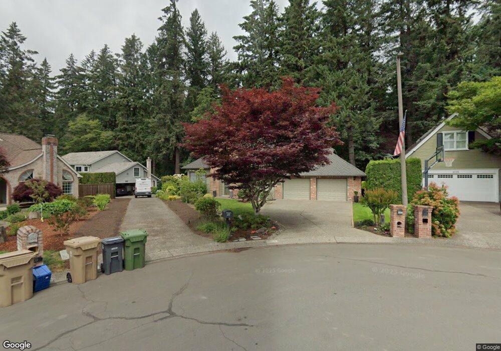 6067 Clairmont Ct, Lake Oswego, OR 97035 - photo 1