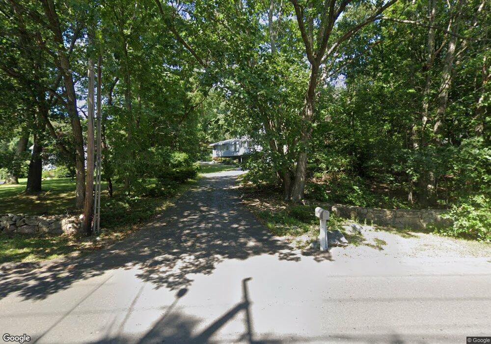 24 Duck Pond Rd, Norwalk, CT 06855 - photo 1