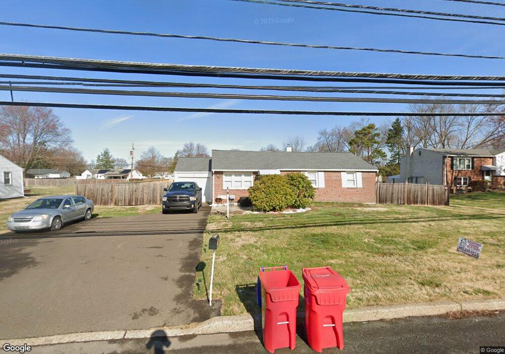 686 Mearns Rd unit 4, Warminster, PA 18974 - photo 1