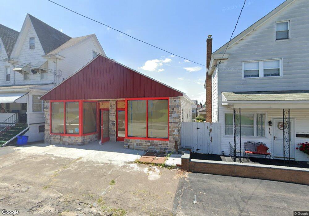 816 N Vine St, Hazleton, PA 18201 - photo 1
