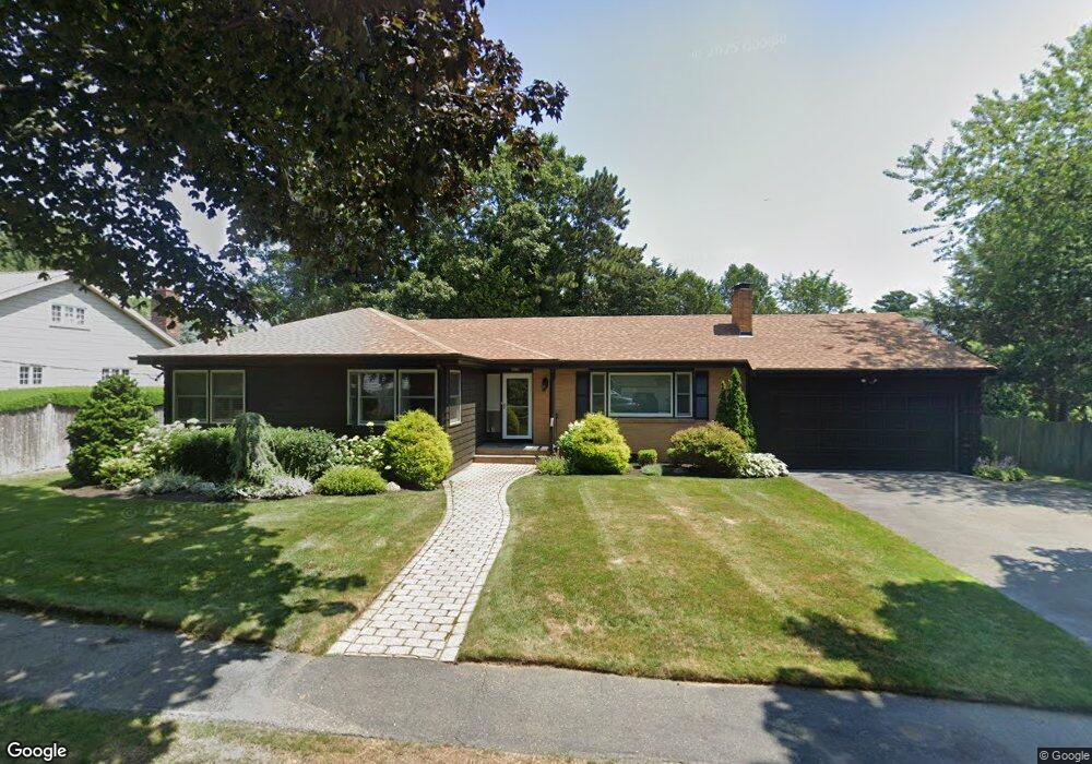 4 Sheldon Rd, Marblehead, MA 01945 - photo 1