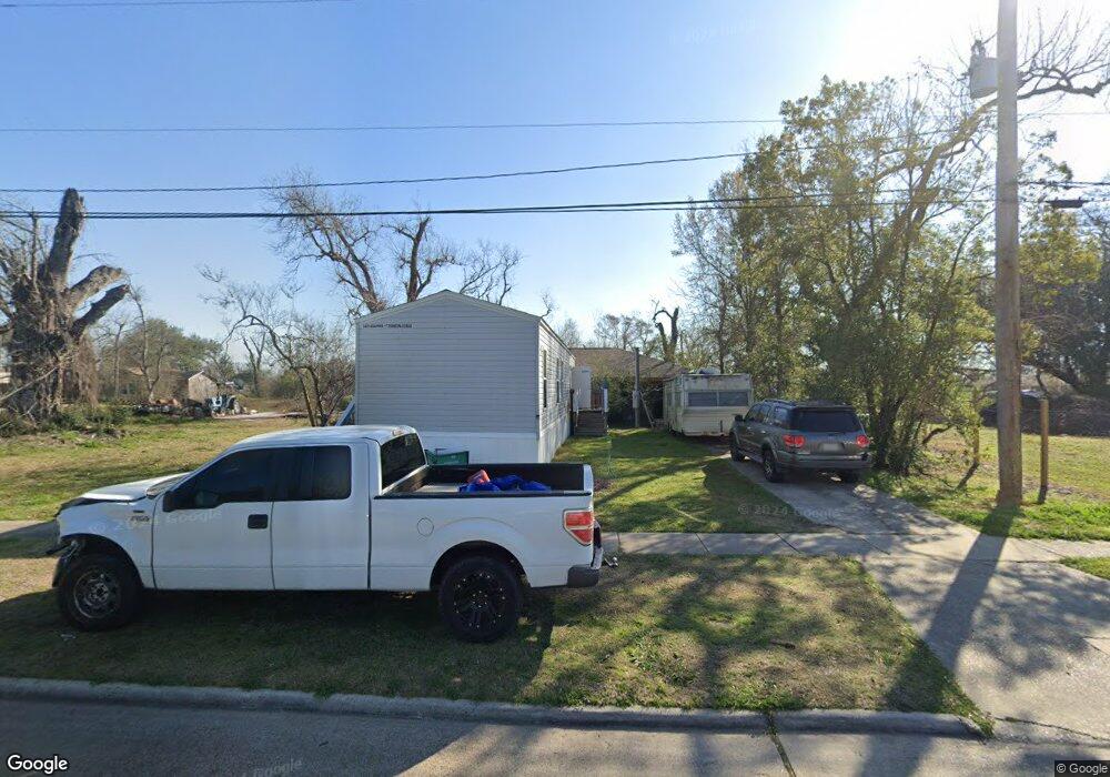 814 N Goos Blvd, Lake Charles, LA 70601 - photo 1