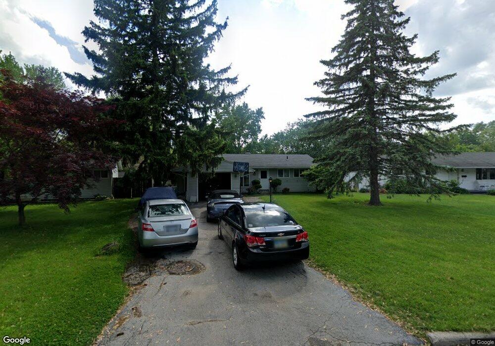 4717 Cedarhurst Rd, Toledo, OH 43613 - photo 1