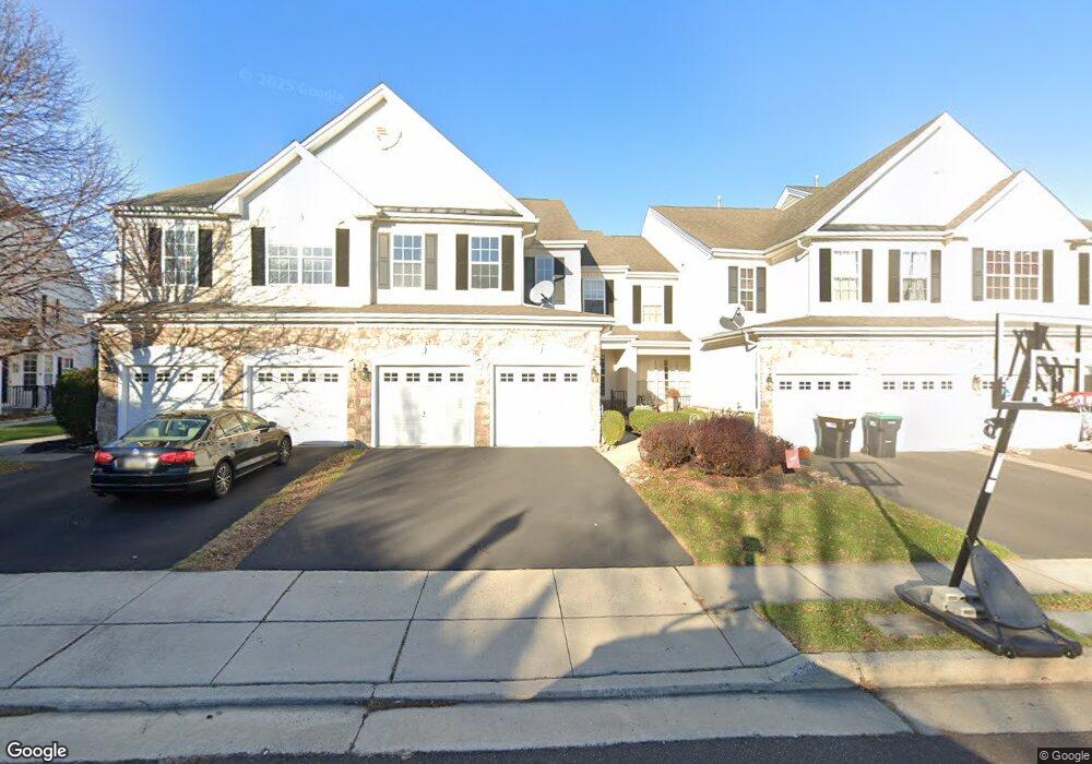 39 Wellington Rd, Newtown, PA 18940 - photo 1