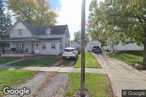 1003 4th St, Victor, IA 52347