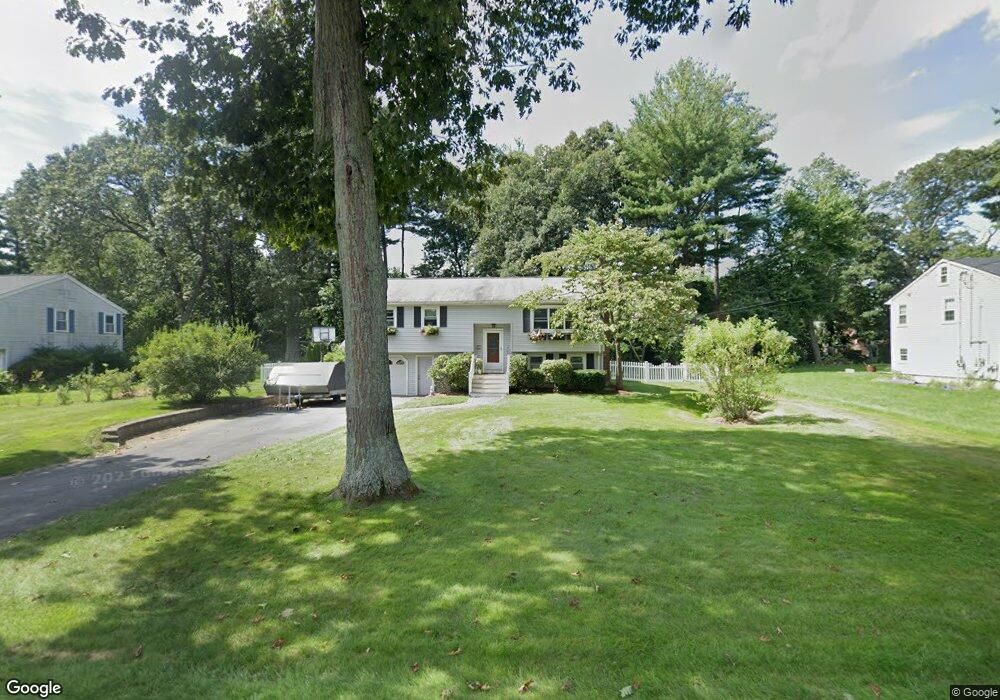 21 Thoreau Rd, Northborough, MA 01532 - photo 1