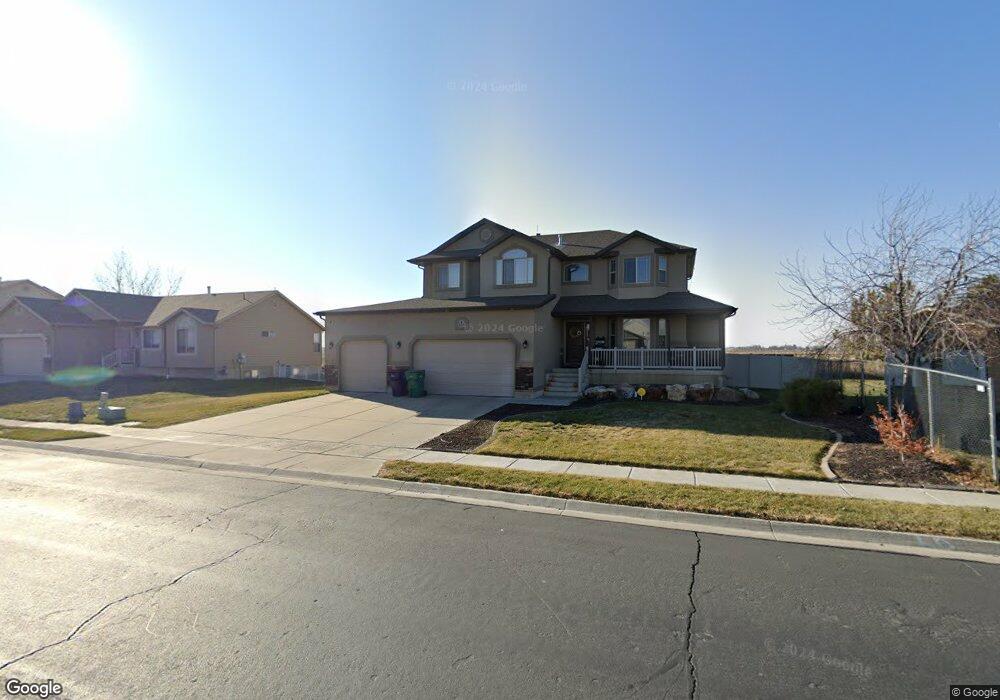 5737 S 4650 W unit 26, Hooper, UT 84315 - photo 1