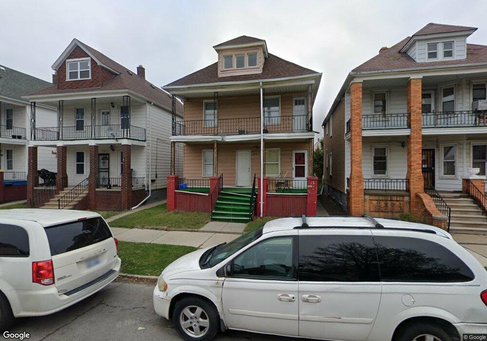 9436 Mitchell St, HamtraMcK, MI 48212 - photo 1