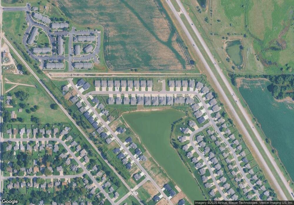 437 S Longbranch Dr unit 439, Maize, KS 67101 - photo 1