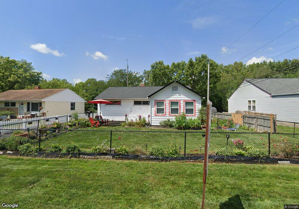 1709 Eastbrook Dr N, Columbus, OH 43223 - photo 1