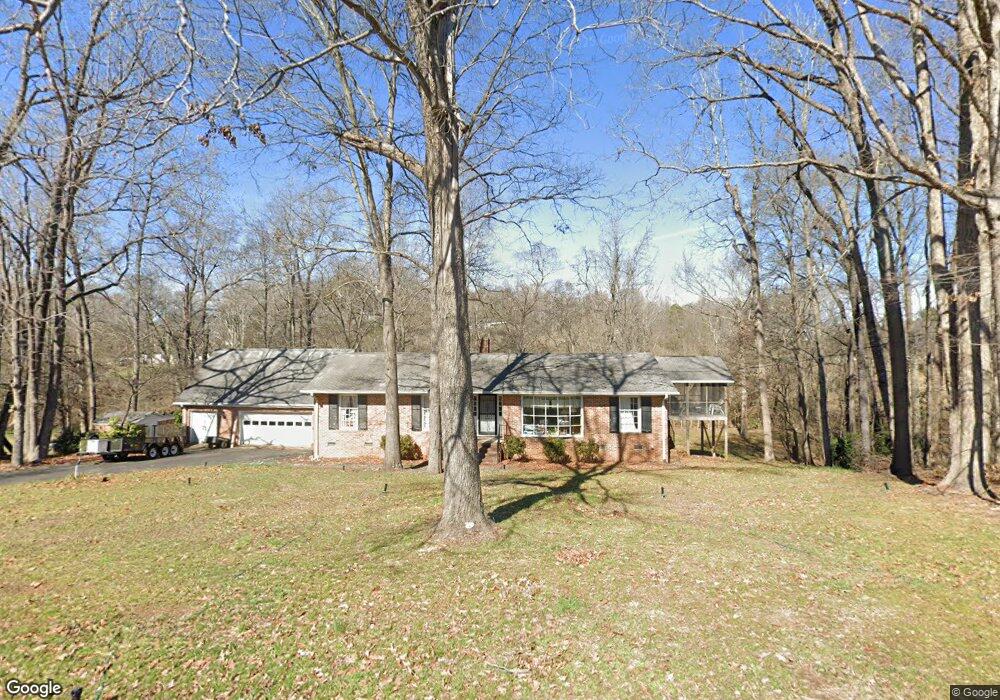 328 Lake View Dr, Fort Mill, SC 29715 - photo 1