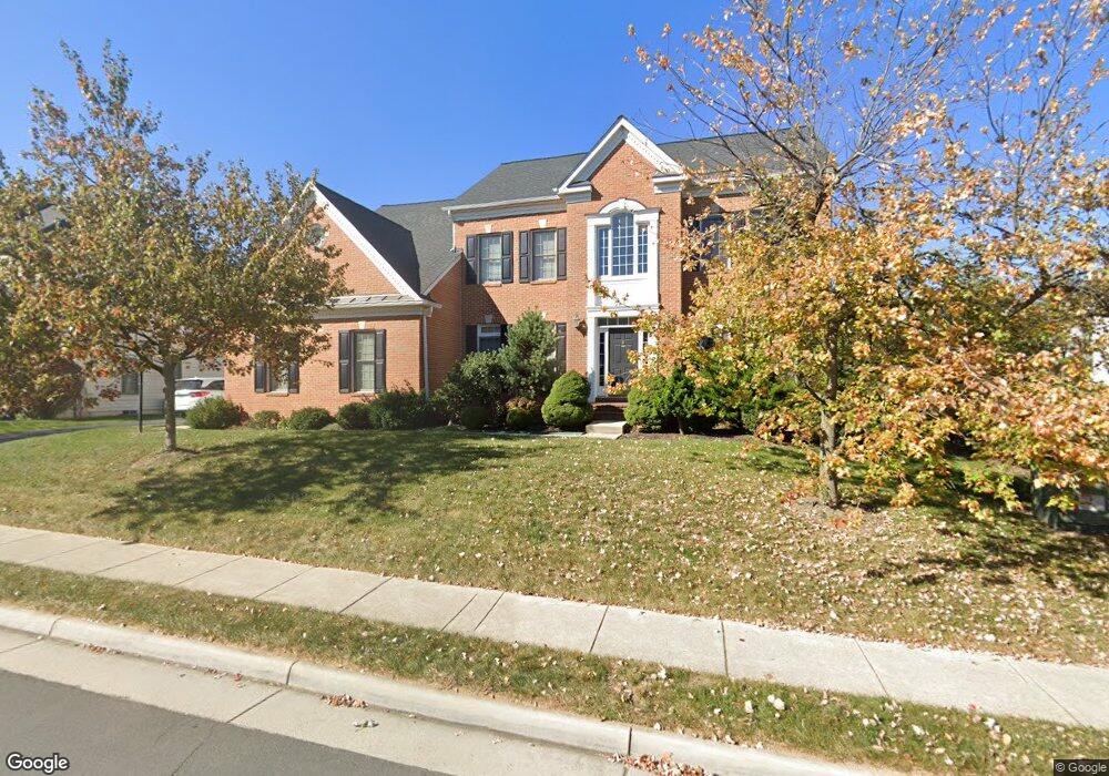 43450 Mountcastle Dr, Chantilly, VA 20152 - photo 1