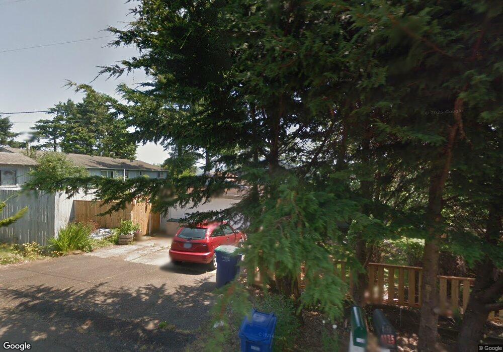 1124 SW Galley Ave, Lincoln City, OR 97367 - photo 1