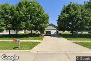 116 Sunset Ln, Elk Run Heights, IA 50707