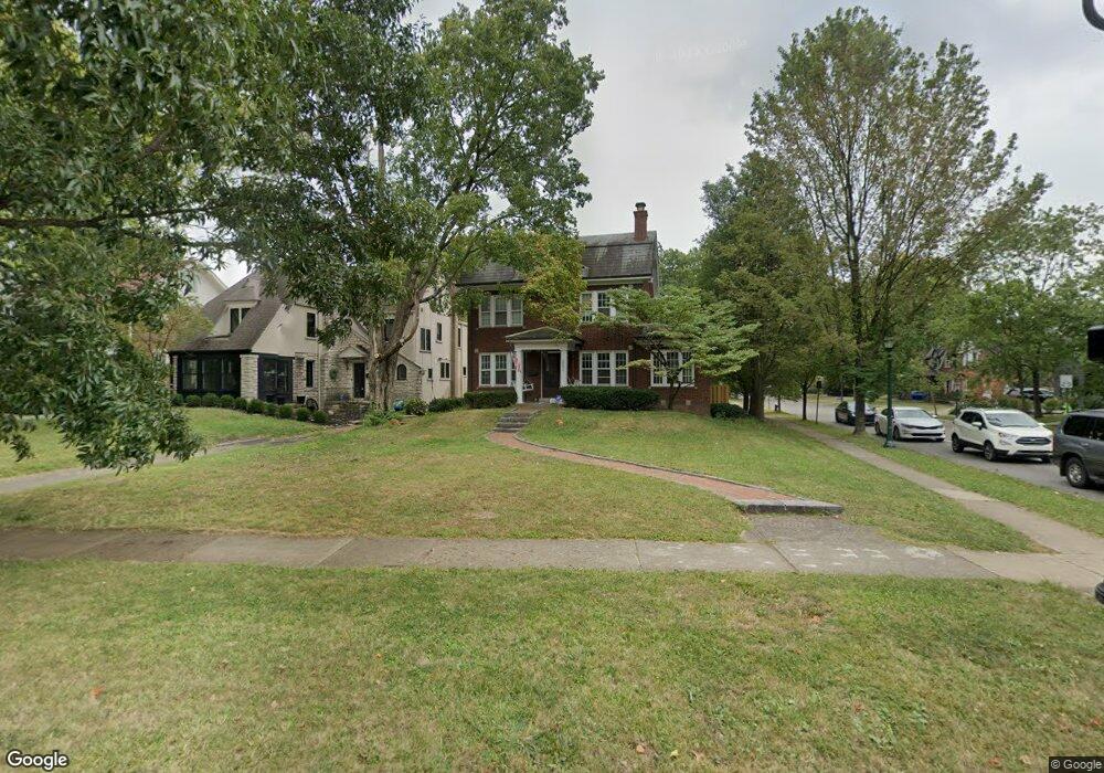 2551 E Broad St, Columbus, OH 43209 - photo 1