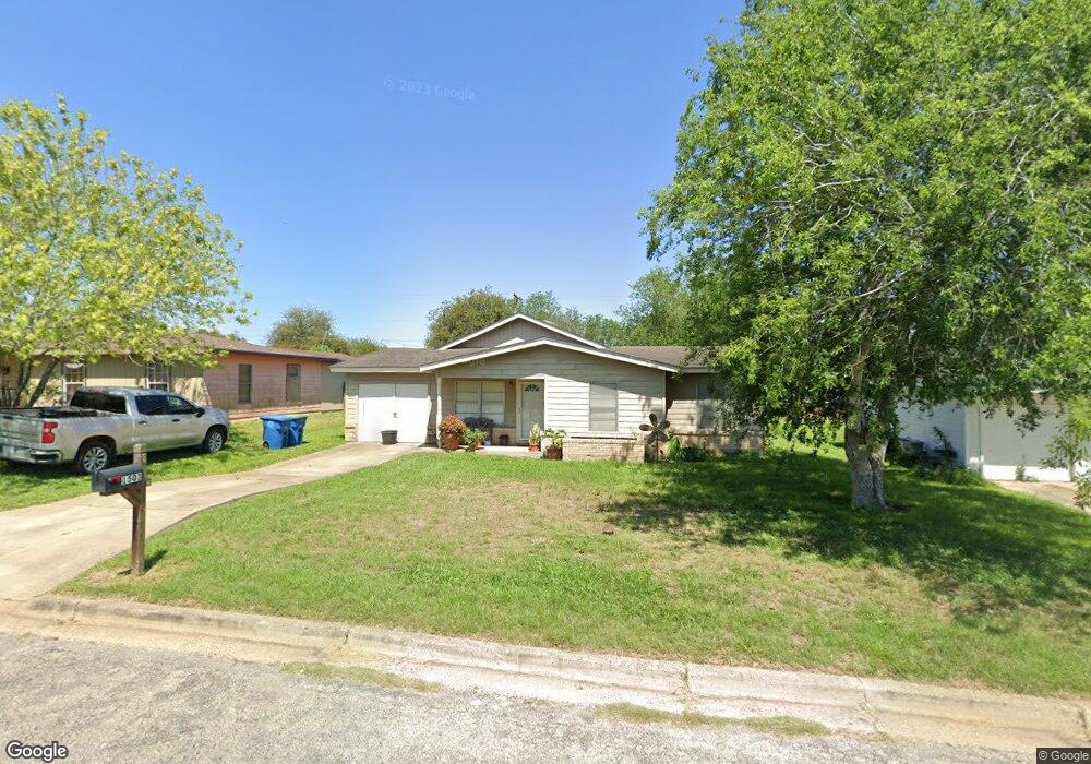 1503 E Corpus Christi St, Beeville, TX 78102 - photo 1