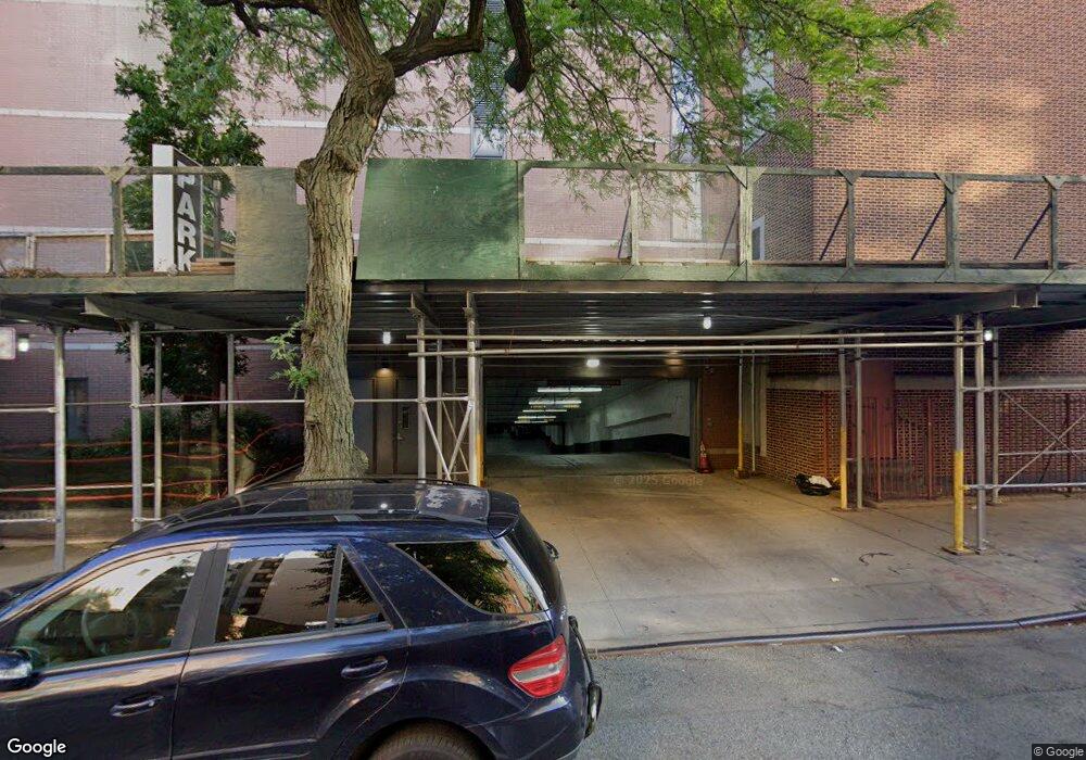 5th on the Park unit 10G, New York, NY 10035 - photo 1