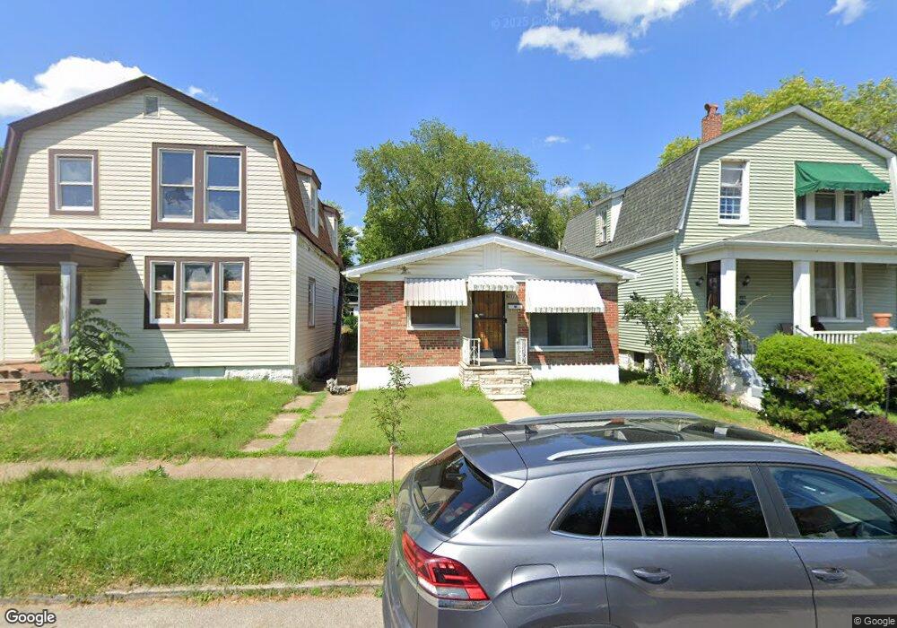 4923 Margaretta Ave, Saint Louis, MO 63115 - photo 1