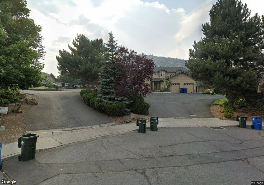 1952 NE Zachary Ct unit 4, Bend, OR 97701 - photo 1