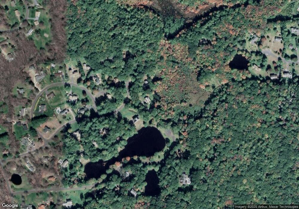 35 Carriage Dr, Burlington, CT 06013 - photo 1