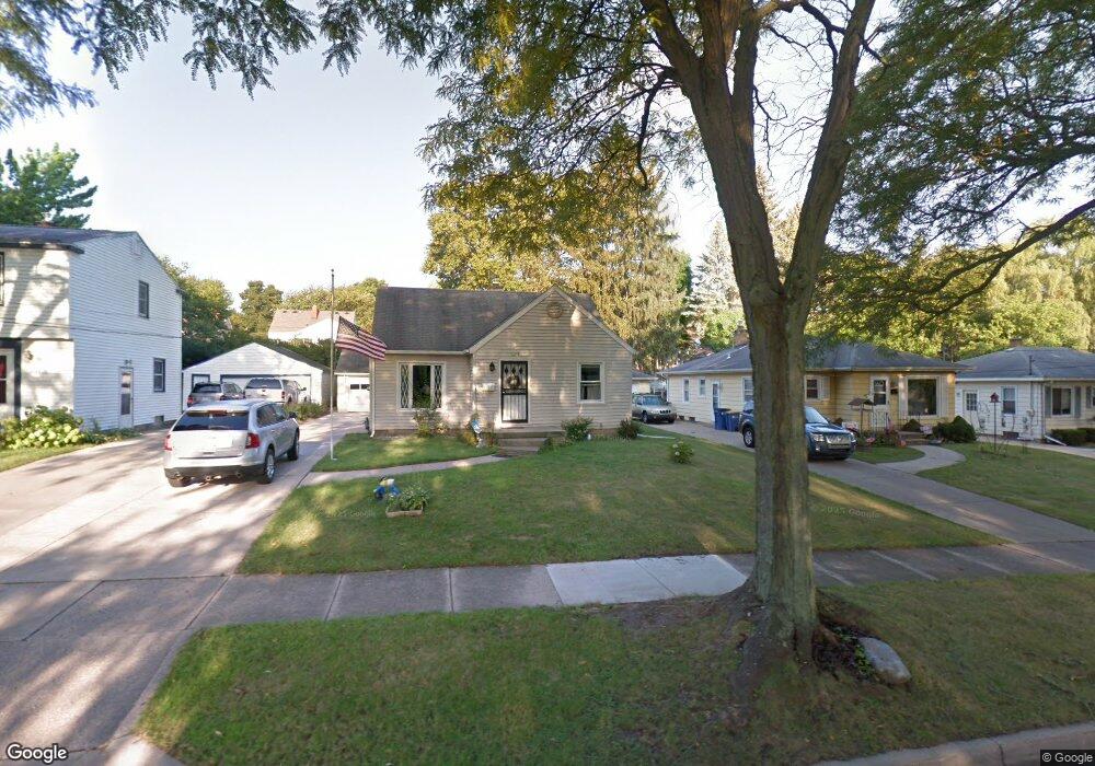 1303 Herrick Ave NE, Grand Rapids, MI 49505 - photo 1