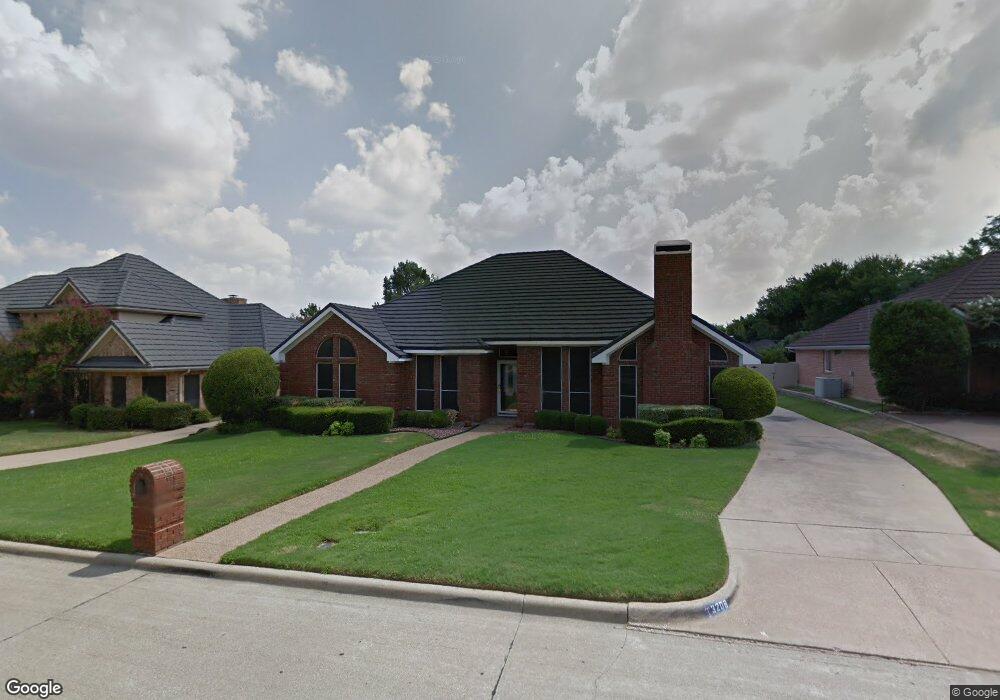 3208 Oakdale Dr, Hurst, TX 76054 - photo 1