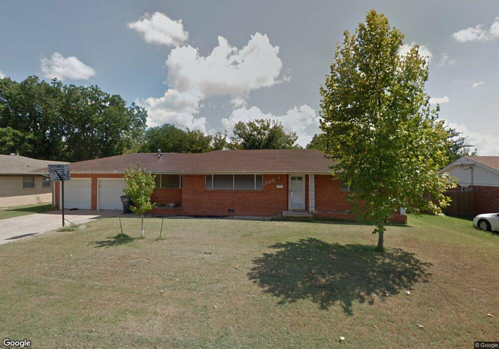 1720 Tiverton St, Ardmore, OK 73401 - photo 1