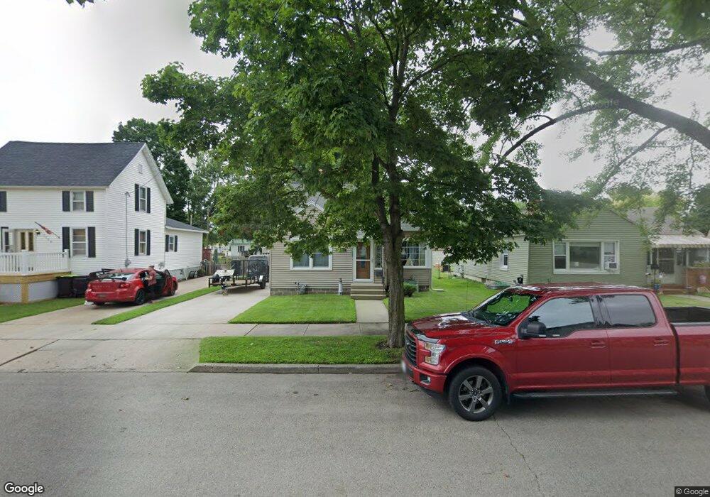 2004 15th Ave, Menominee, MI 49858 - photo 1