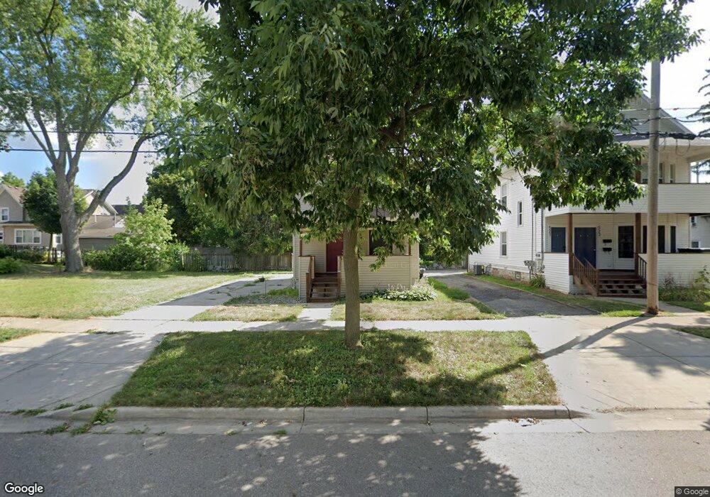 517 W Maple St, Lansing, MI 48906 - photo 1