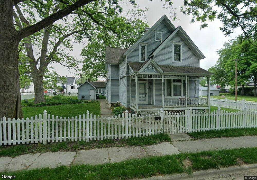 102 S Edison St, Freeburg, IL 62243 - photo 1