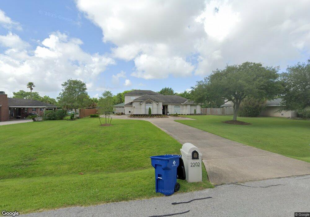 2202 Airline Dr, Friendswood, TX 77546 - photo 1