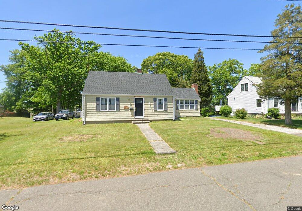 137 Grove St, Stratford, CT 06615 - photo 1