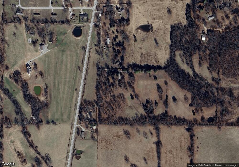 8100 Bent Oaks Dr, Harrison, AR 72601 - photo 1