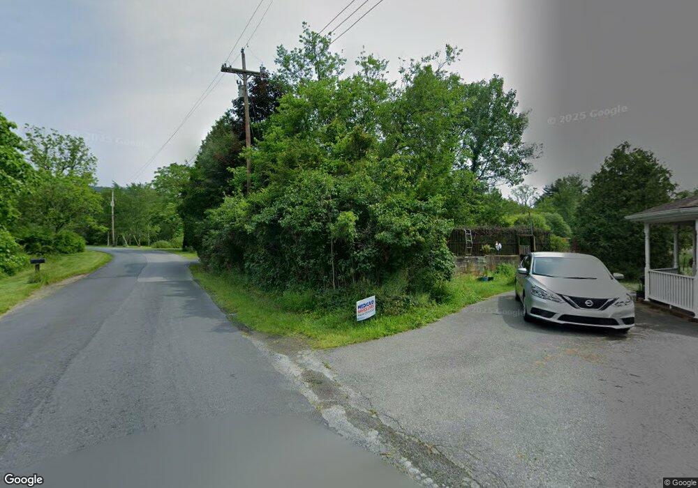 1066 Smith Gap Rd, Bath, PA 18014 - photo 1