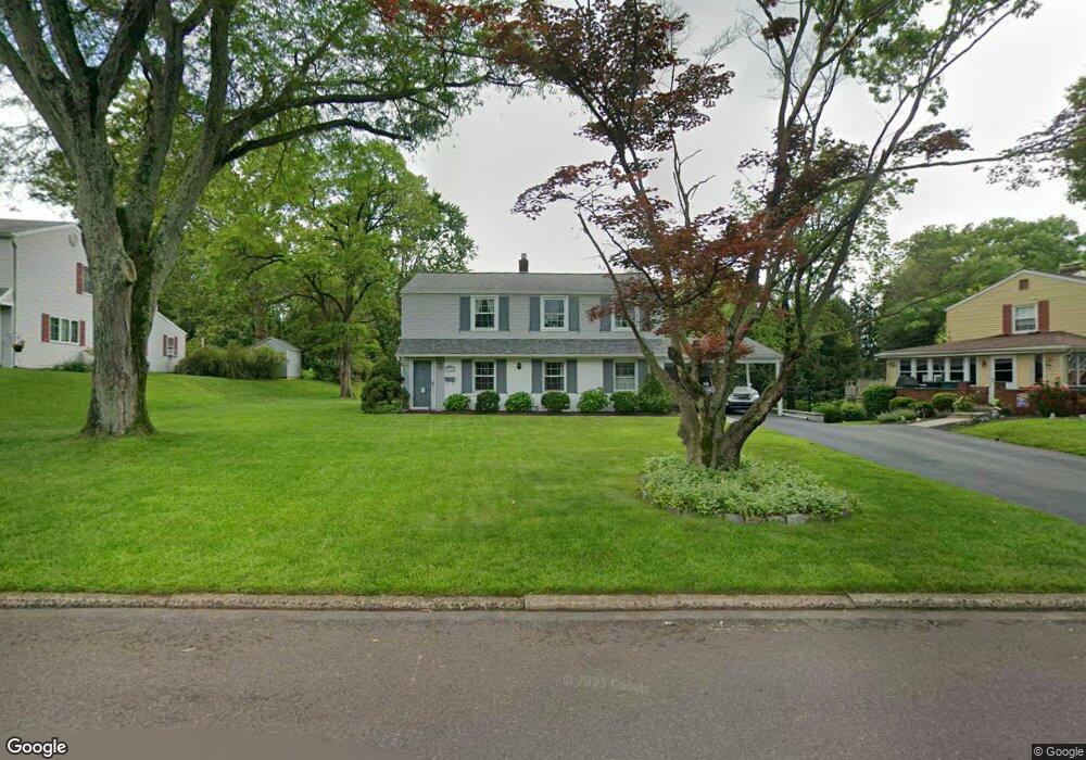 4050 Hillside Rd, Lafayette Hill, PA 19444 - photo 1