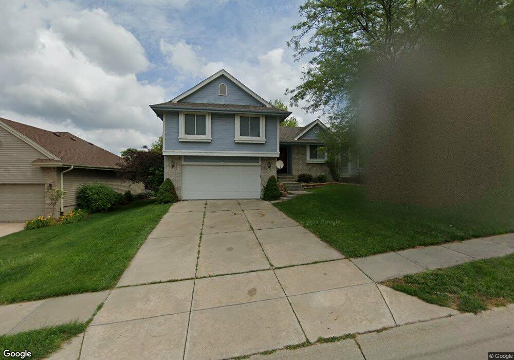 16862 Patterson Dr, Omaha, NE 68135 - photo 1