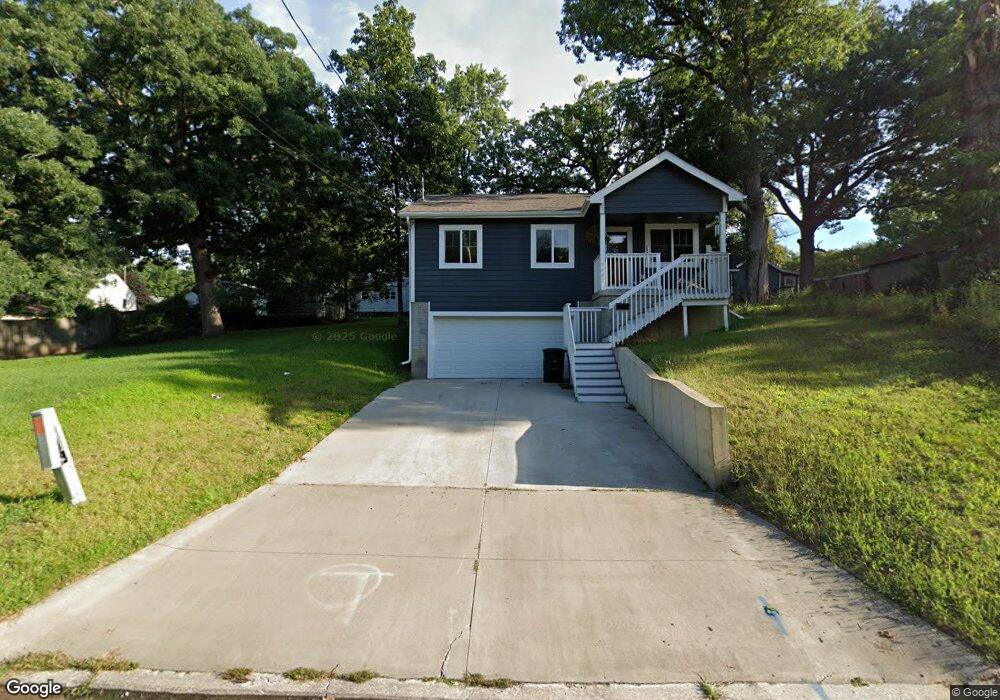 2607 Sheridan Ave, Des Moines, IA 50310 - photo 1