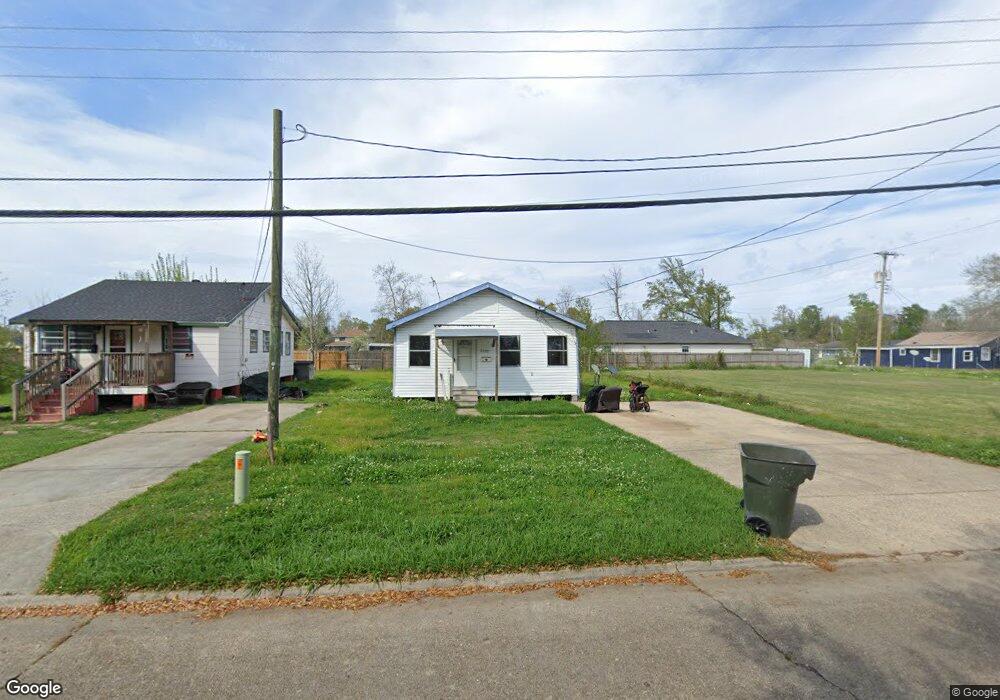 2323 10th St, Lake Charles, LA 70601 - photo 1