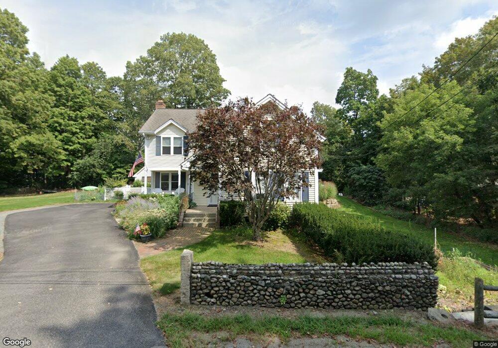 24 Lincoln St, Medway, MA 02053 - photo 1