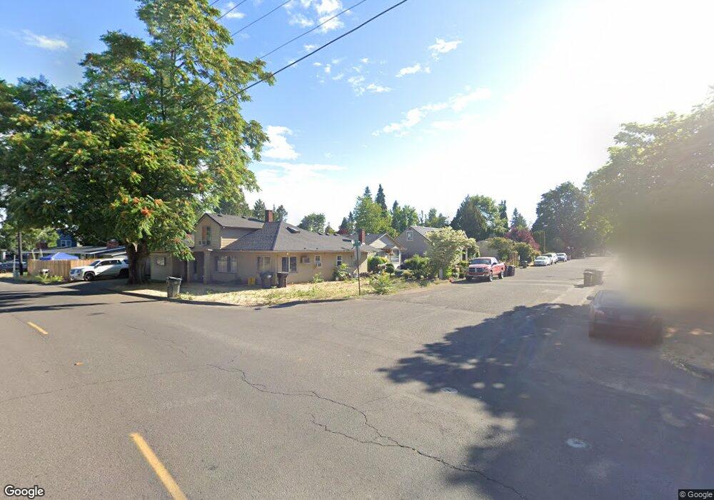 484 SW 5th Ave, Canby, OR 97013 - photo 1