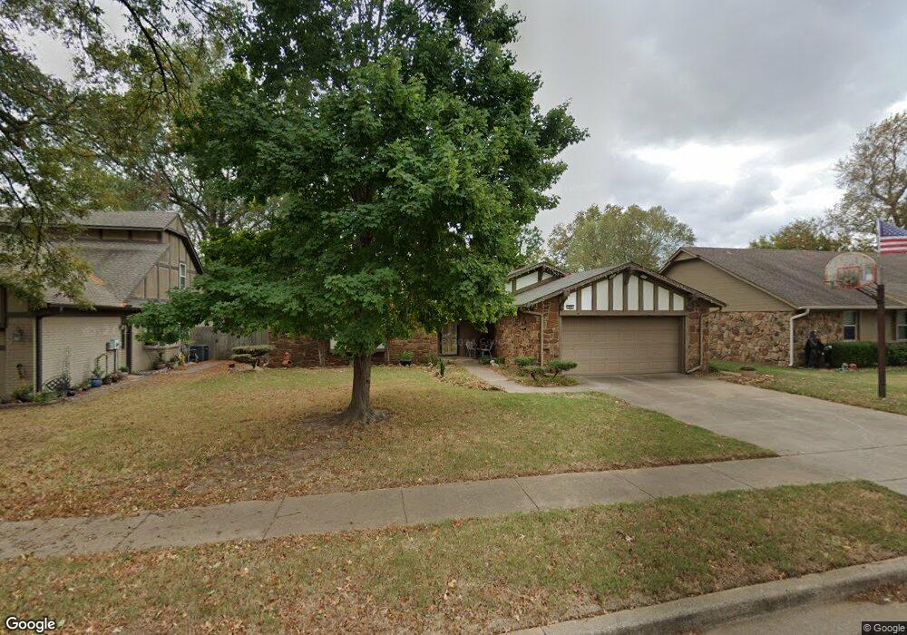 609 W Fredericksburg St, Broken Arrow, OK 74011 - photo 1