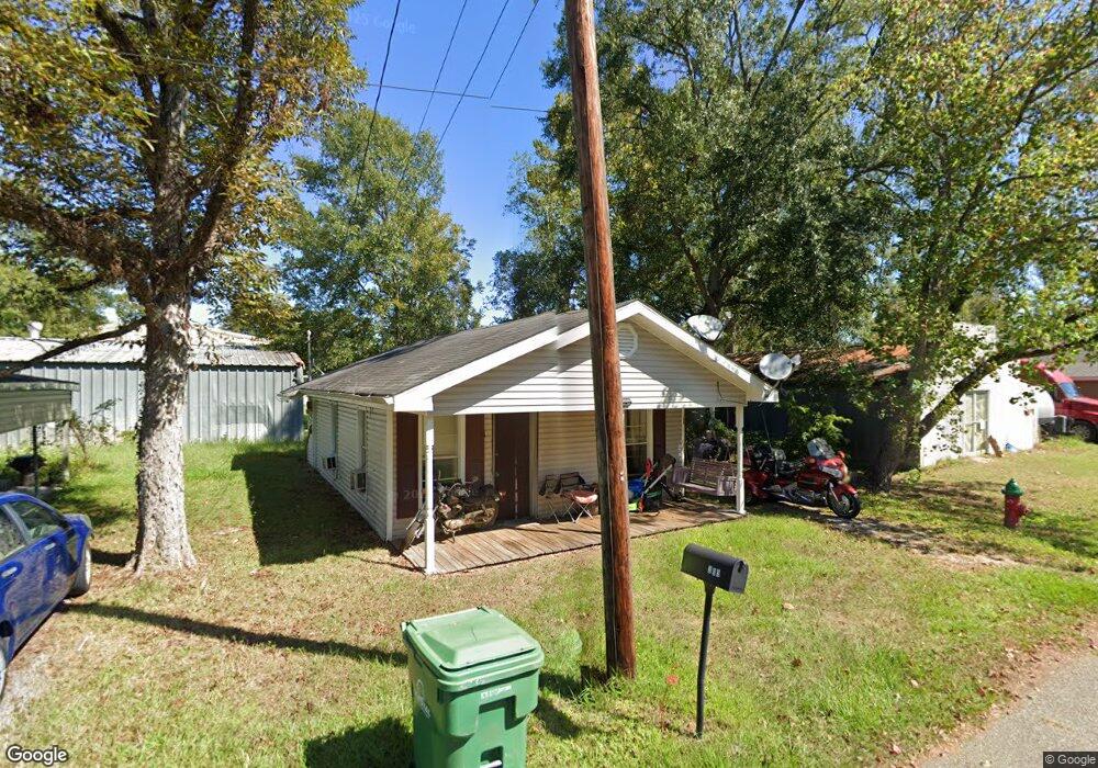 305 Tate St, Picayune, MS 39466 - photo 1