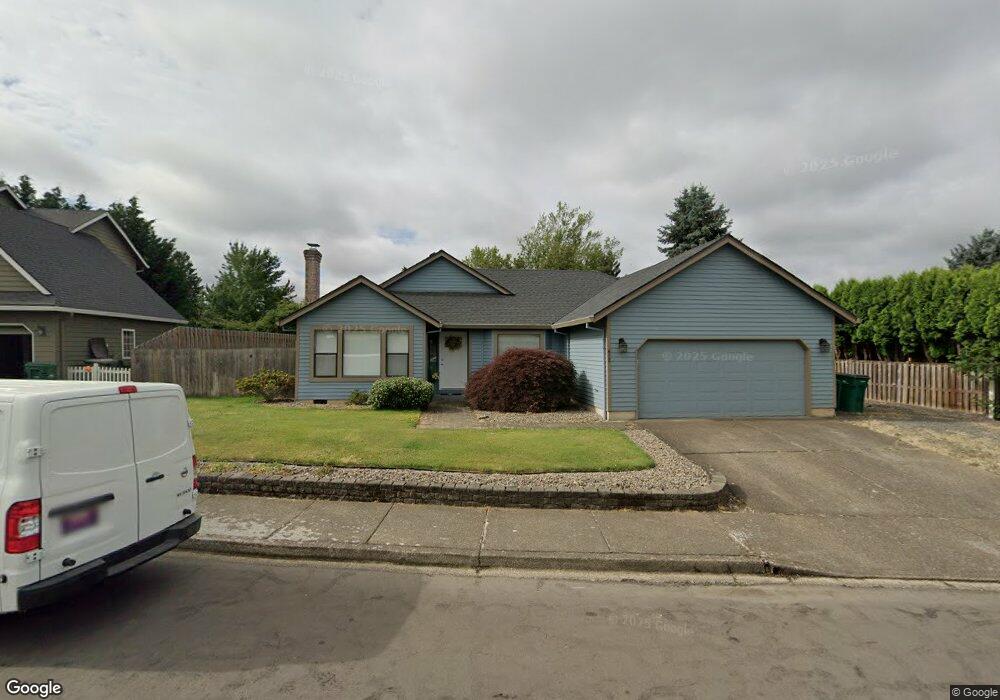 412 Mountainview Ct, Newberg, OR 97132 - photo 1