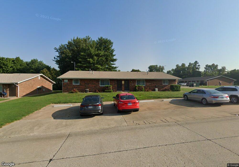 300 Anthony Dr, Maryville, IL 62062 - photo 1