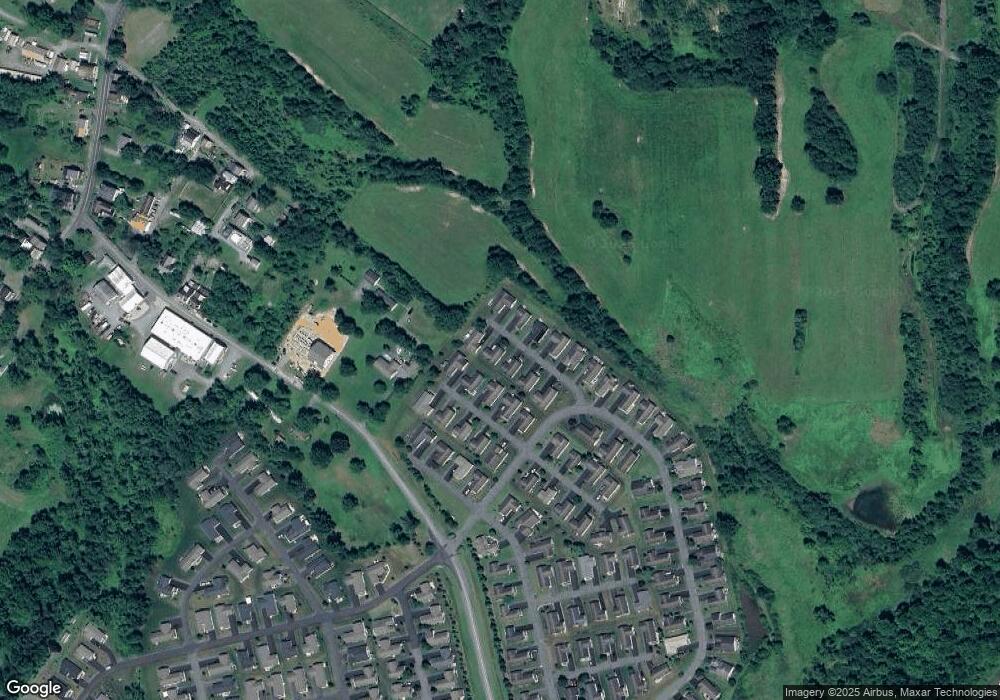 8 Songbird Ct, Bechtelsville, PA 19505 - photo 1