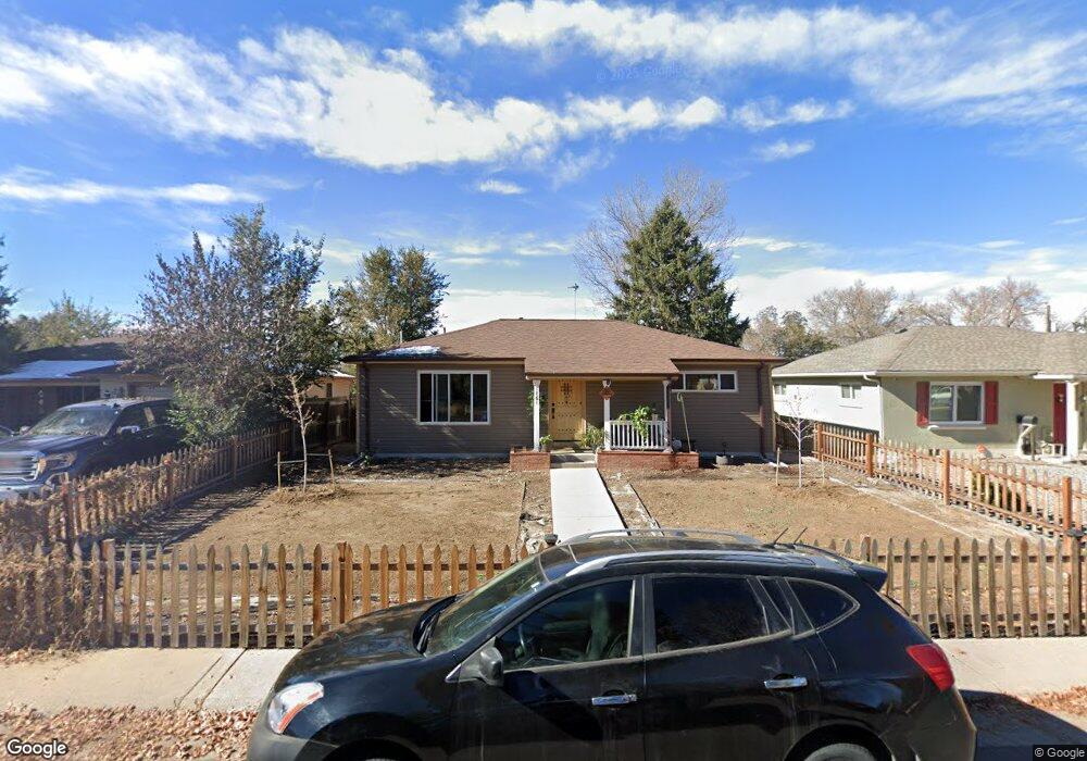 1761 Hanover St, Aurora, CO 80010 - photo 1