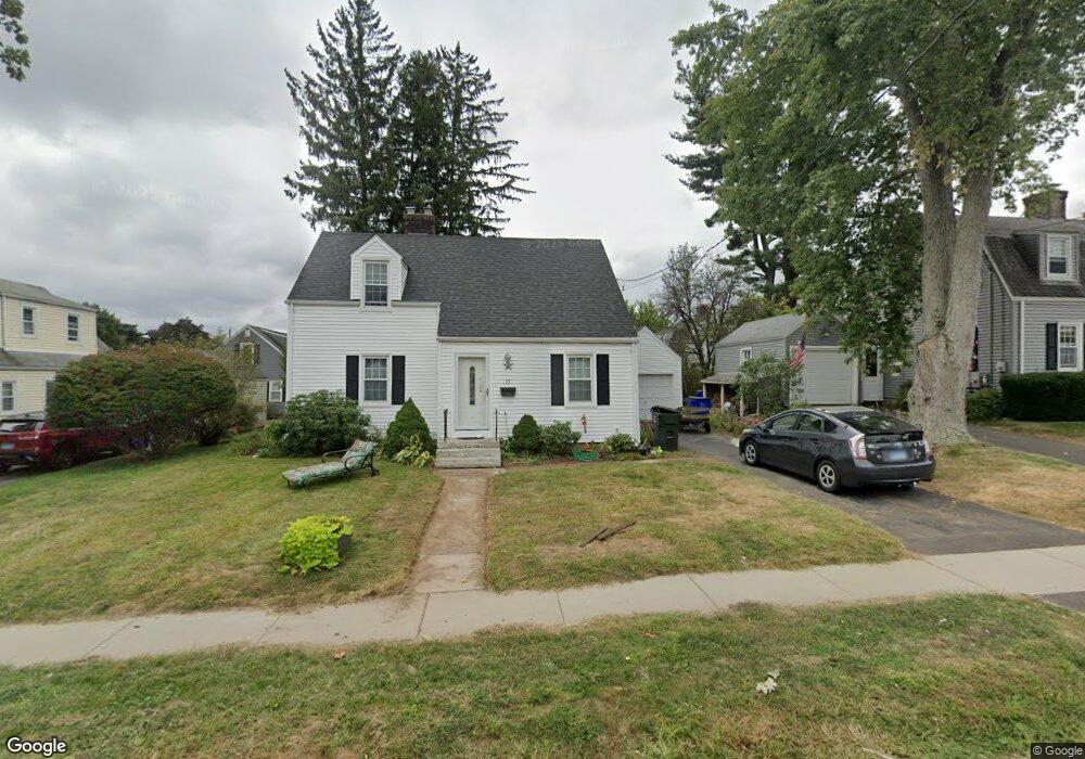 35 Crosshill Rd, West Hartford, CT 06107 - photo 1