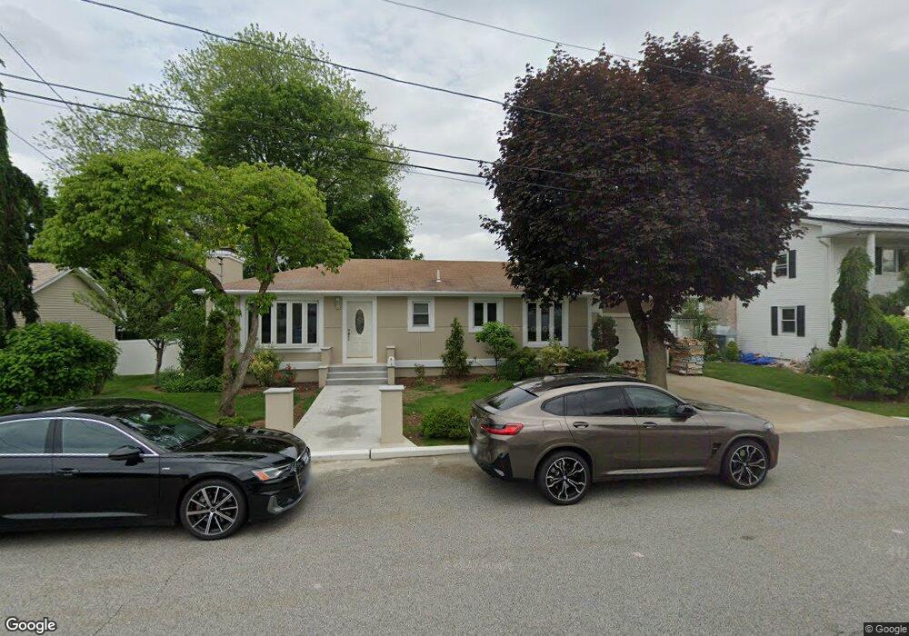 4 City View Cir, North Providence, RI 02911 - photo 1