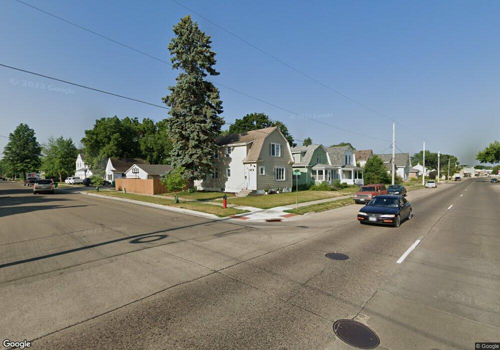 200 9th St SW, Austin, MN 55912 - photo 1